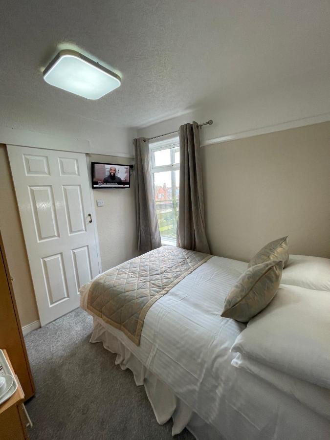 Oyo Queens Hotel, Skegness Εξωτερικό φωτογραφία