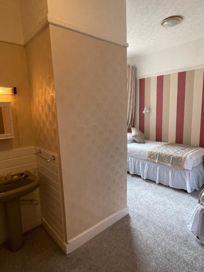Oyo Queens Hotel, Skegness Εξωτερικό φωτογραφία