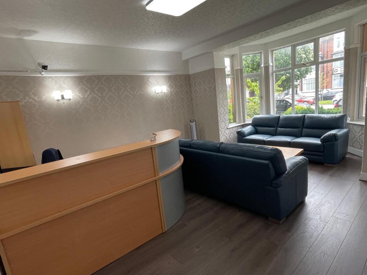 Oyo Queens Hotel, Skegness Εξωτερικό φωτογραφία