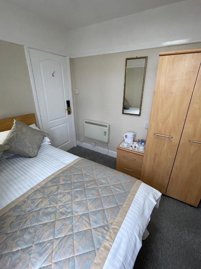 Oyo Queens Hotel, Skegness Δωμάτιο φωτογραφία