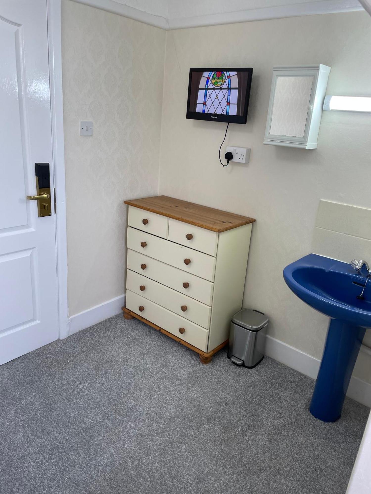 Oyo Queens Hotel, Skegness Δωμάτιο φωτογραφία