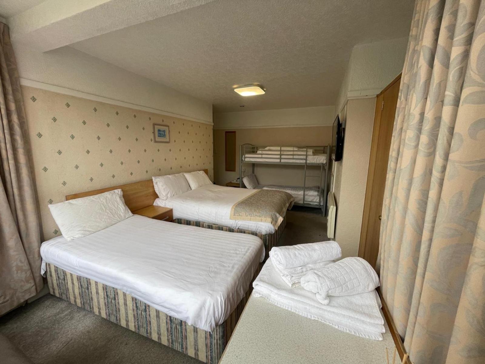 Oyo Queens Hotel, Skegness Εξωτερικό φωτογραφία